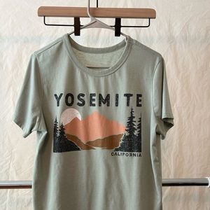 YOSEMITE Graphic Tee